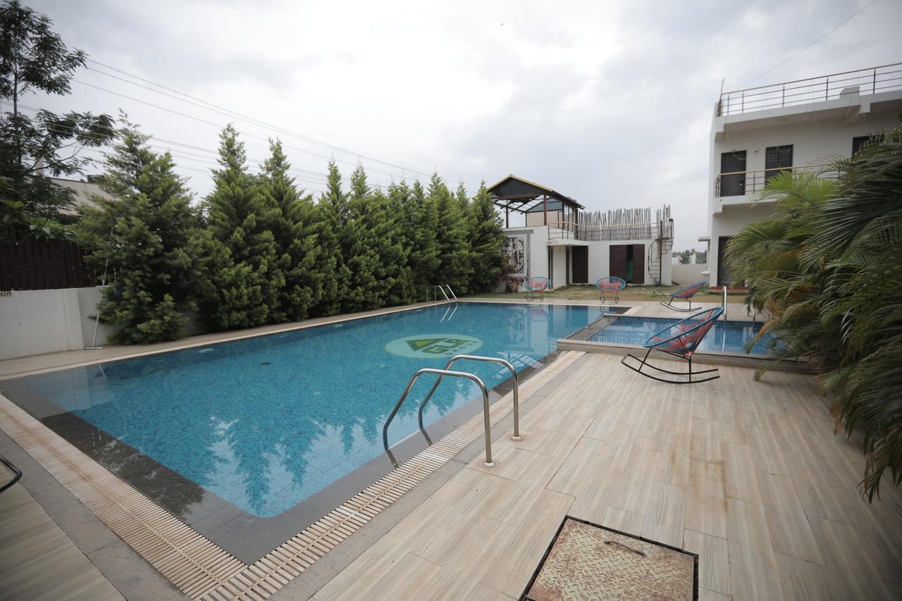 Golds Club & Resort Bayappanhalli Eksteriør bilde